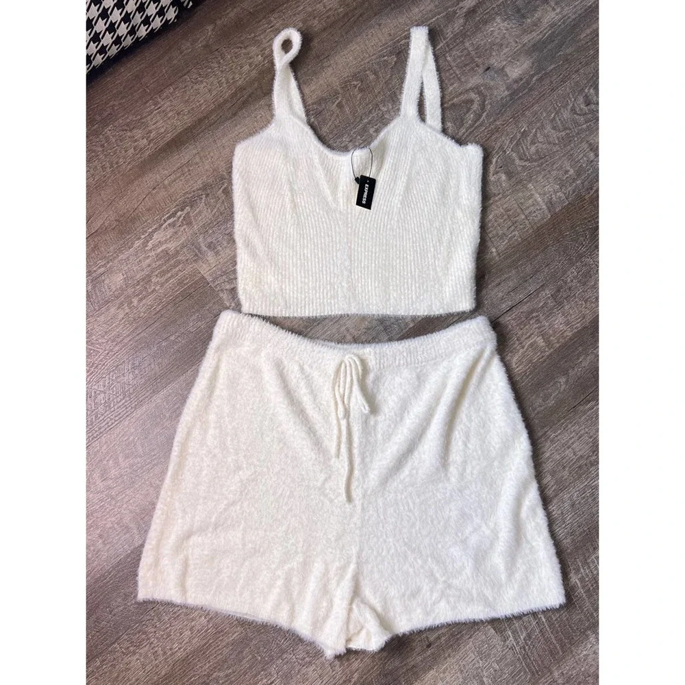 Express Fuzzy Fur Sweater Shorts and Cropped Top-XL_3